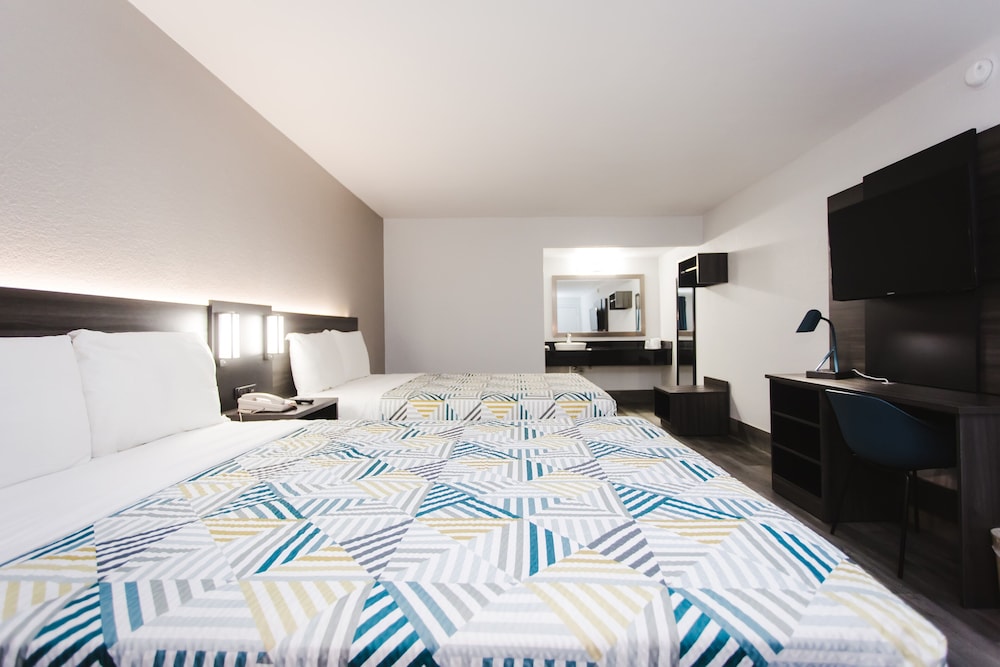 Studio 6 Houston TX Medical Center NRG Stadium - photo 5