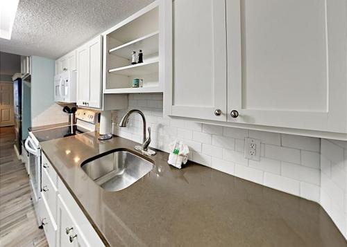 Sea Breeze Suites - photo 11