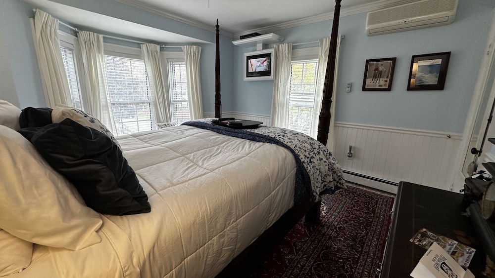 Phineas Swann Inn & Spa - photo 56