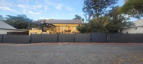 Cobblestone Court — 4-Star Luxury Hotel in Colesberg, South Africa