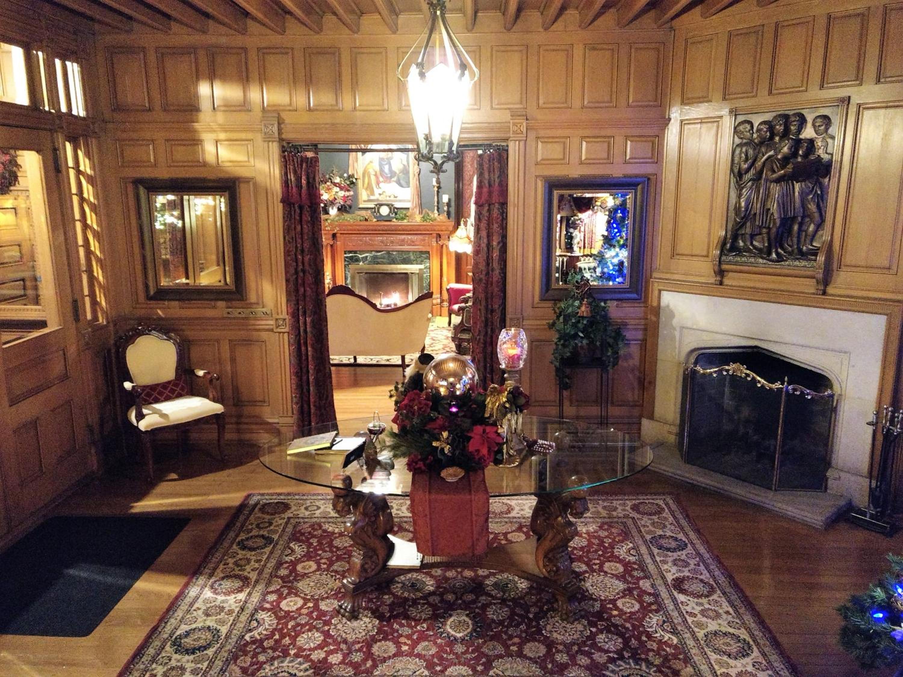 Alexander Mansion Bed and Breakfast - photo 26