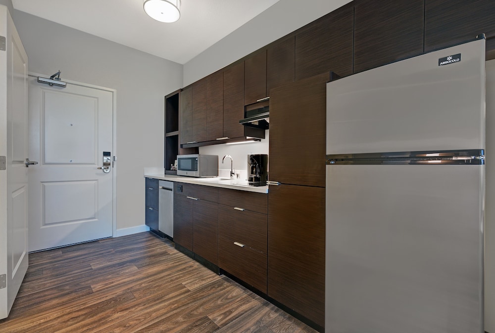 TownePlace Suites by Marriott Sacramento Airport Natomas - photo 25