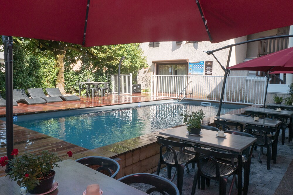 Hôtel Auberge Le Semnoz in Saint-Jorioz, France