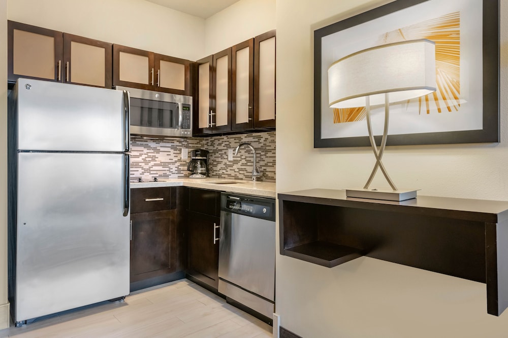 Staybridge Suites St. Petersburg Downtown by IHG - photo 16