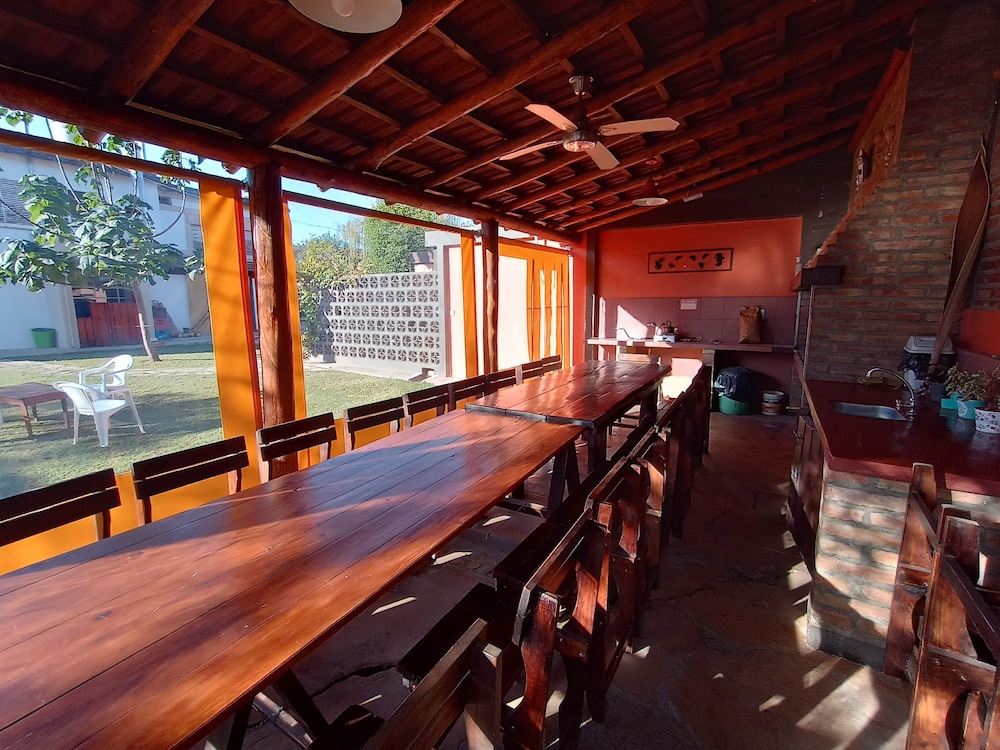 Hoster a Valle Azul — hotel in Villa Del Dique