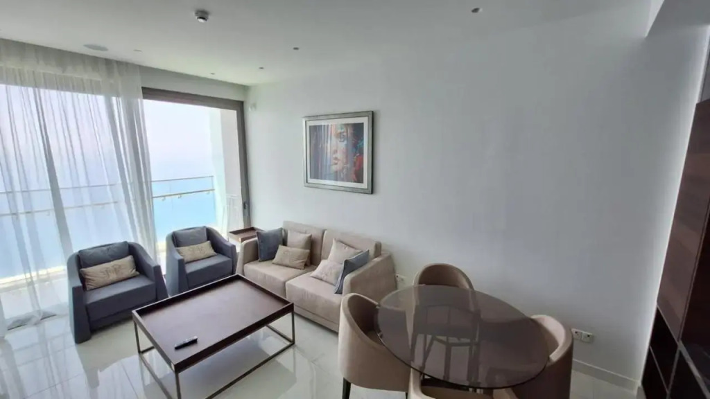 Del Mar 2 Luxe Bedroom 'C' Highrise Residence — 5-Star Luxury Hotel in Limassol, Cyprus