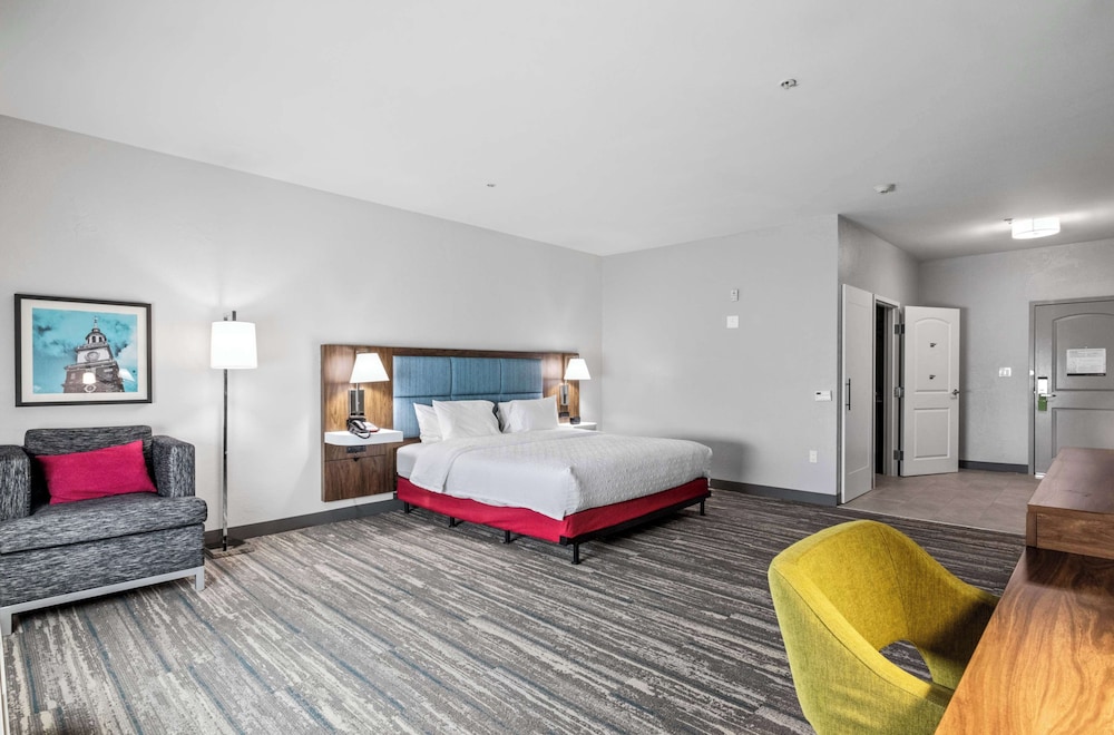Hampton Inn & Suites Mount Pleasant - photo 16