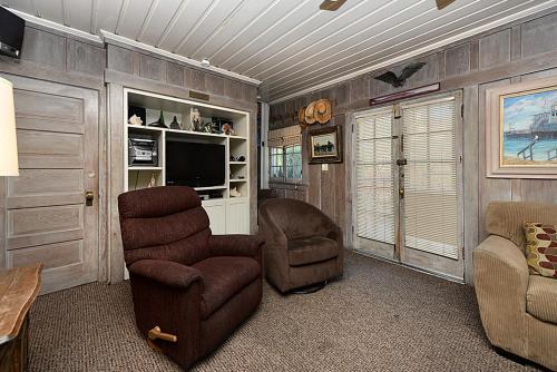 359CA 359 Catalina — Avalon — photo 2