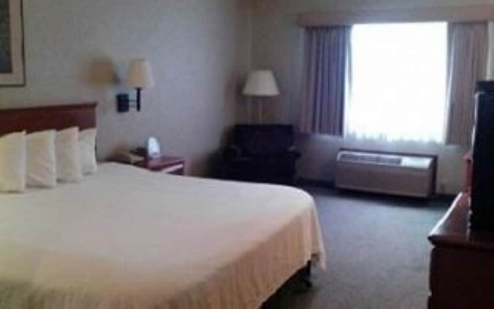 Ashley Inn of Tillamook - photo 6