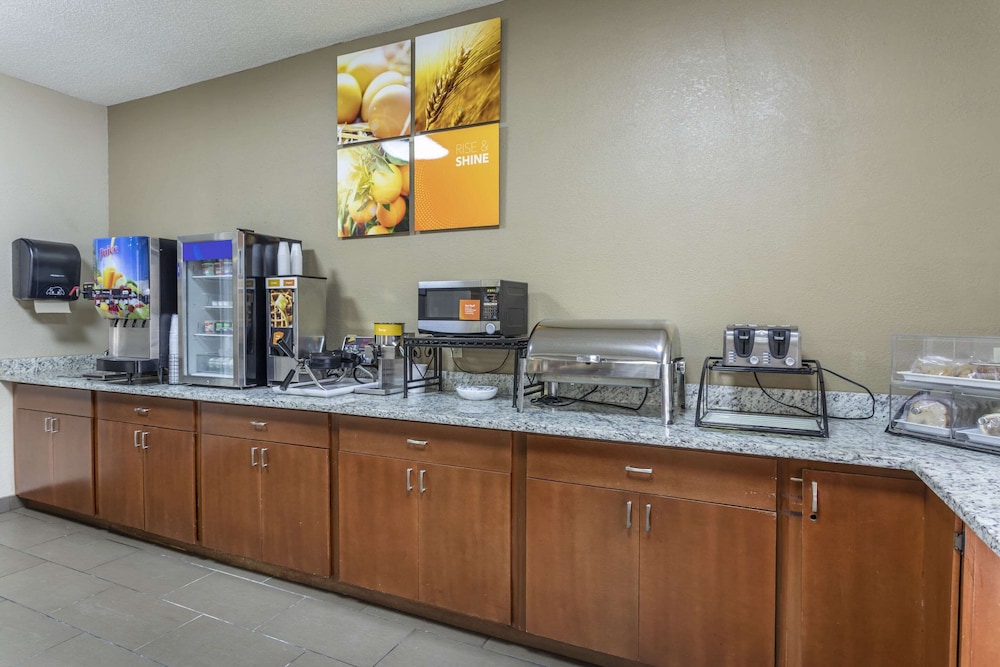 Comfort Inn Kingsport Southeast - photo 25