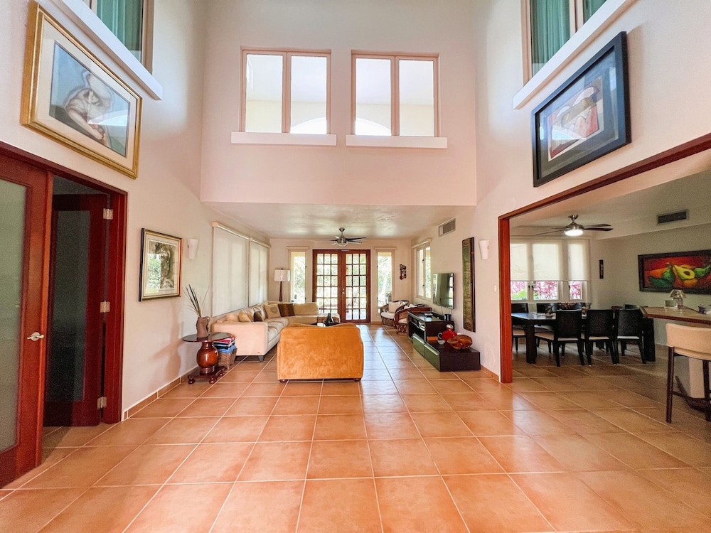Villa Iris 2 story ocean view villa w pool access — Vega Alta — photo 3