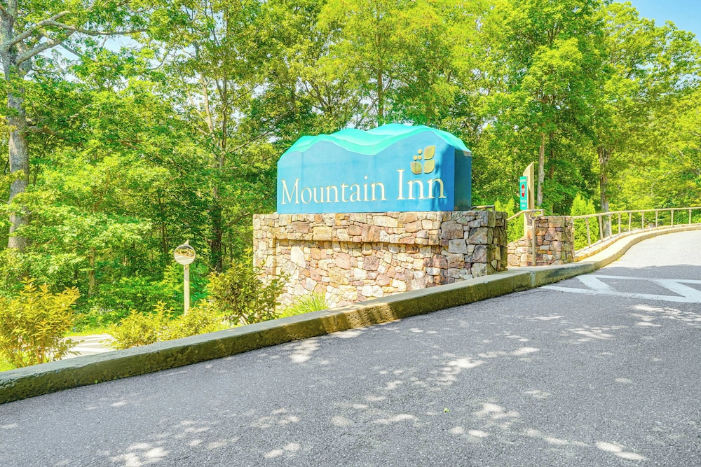 Hike Bike & Explore: Wintergreen Resort Condo - photo 27