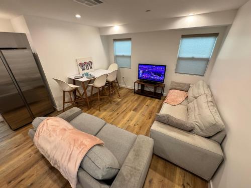 Los Angeles Central Town House — 4-Star Luxury Hotel in Los Angeles, United States