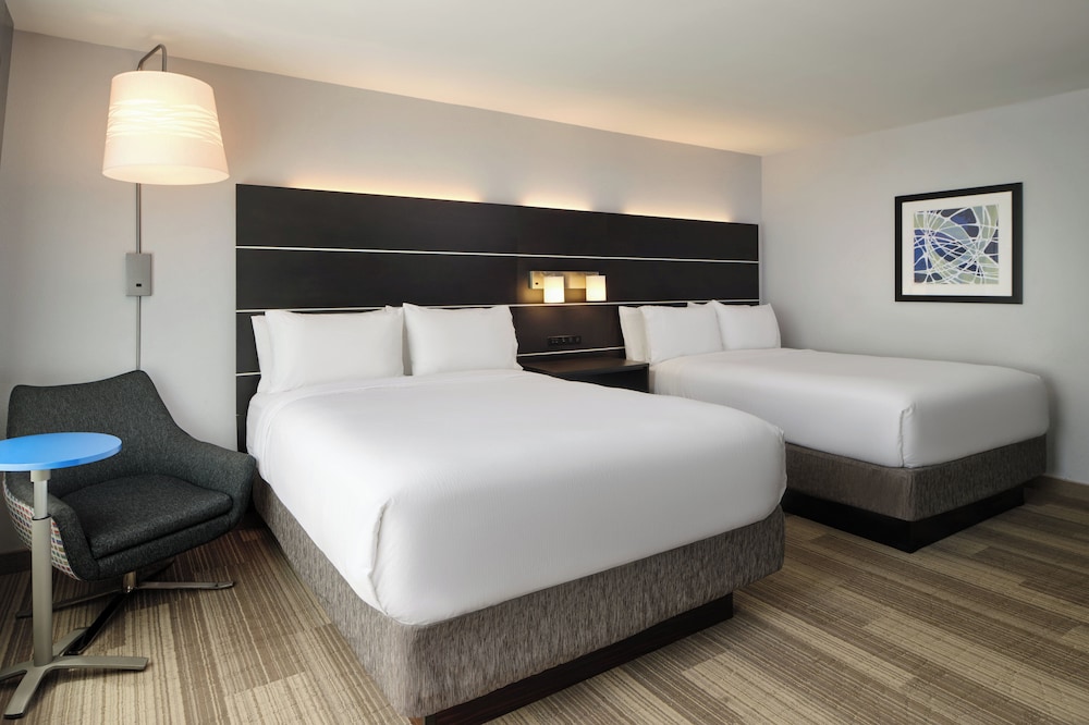 Holiday Inn Express & Suites Brunswick by IHG - photo 7