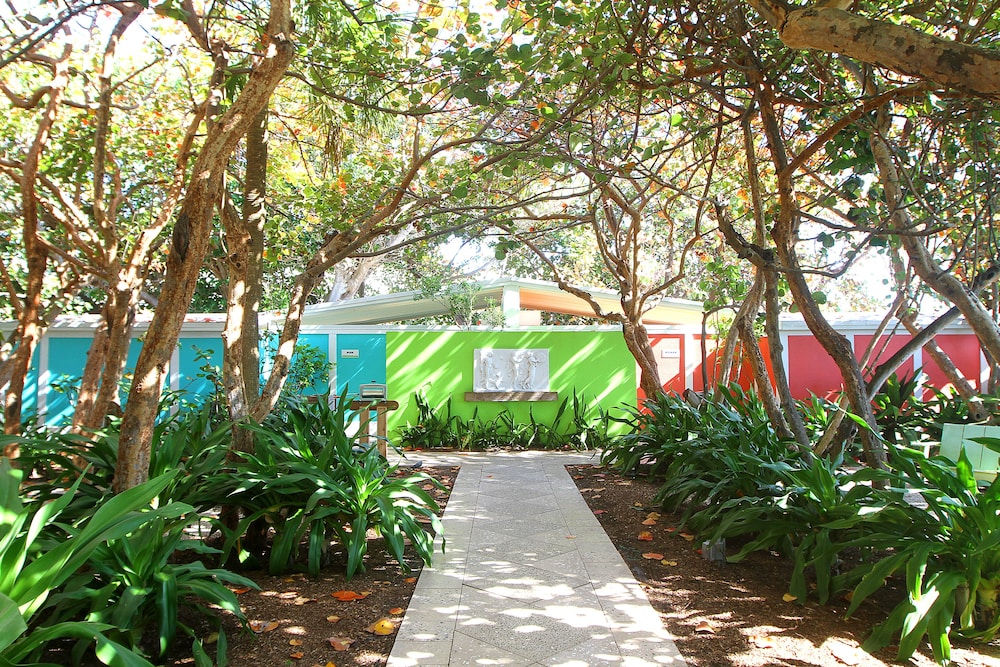 Colony Hotel & Cabaña Club - photo 21