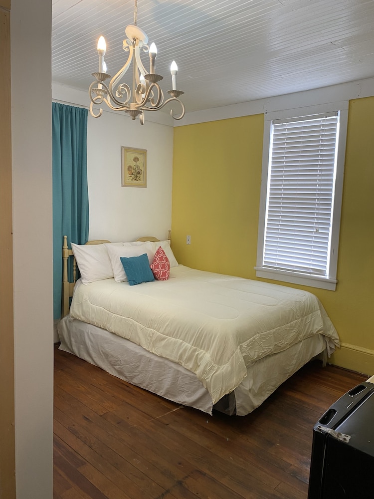 Bella's Boutique Hotel - photo 54