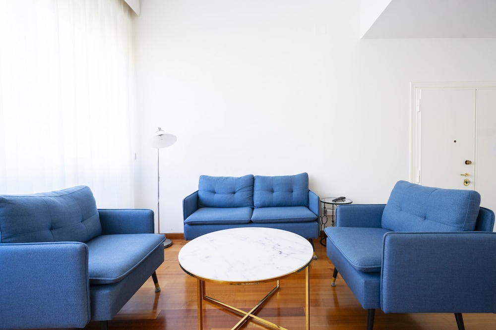 Sprone Apartment in Firenze — 4-Star Luxury Hotel in Florence, Italy