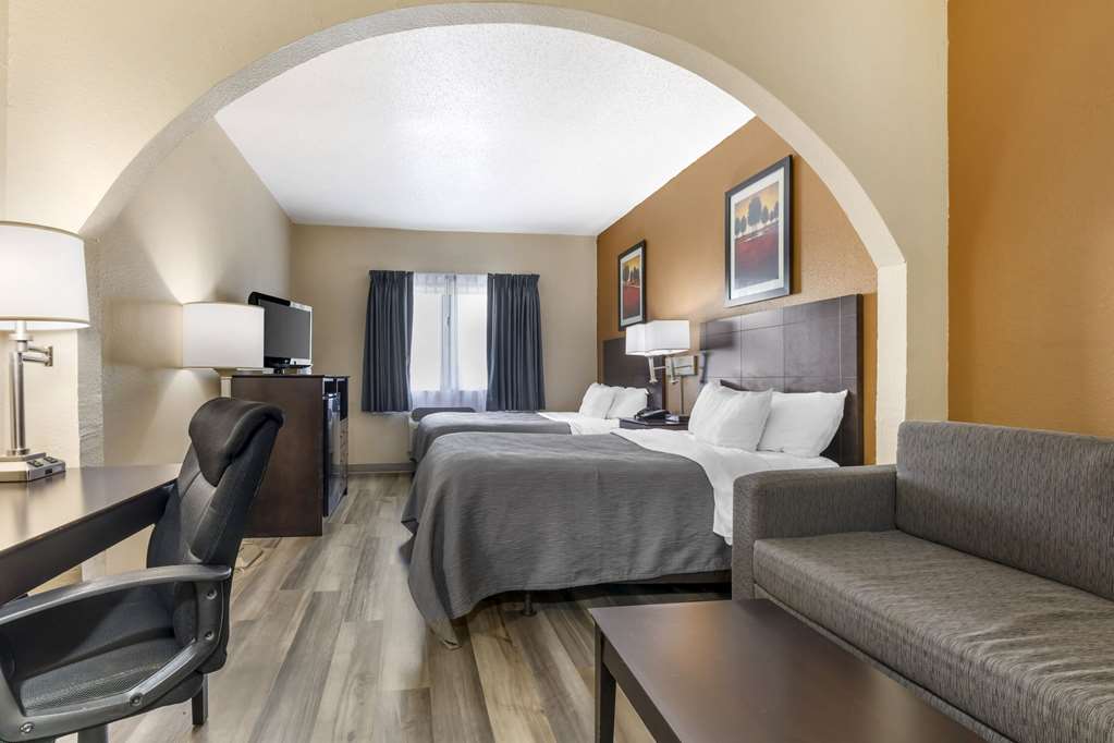 Quality Inn & Suites Wichita Falls I 44 - photo 36
