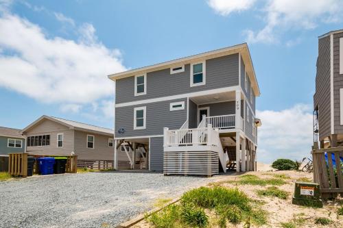 Dunes by Oak Island Accommodations - featured photo