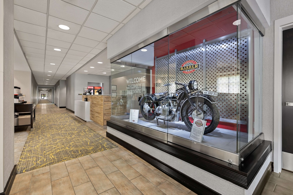 Hampton Inn Birmingham Leeds - photo 6