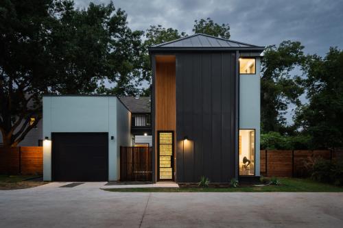 East Austin Modern Bungalow — 4-Star Luxury Hotel in Austin, United States