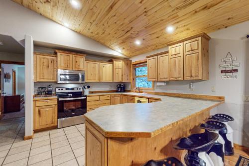 Downtown Camp Retreat — 4-Star Luxury Hotel in Mccall, United States