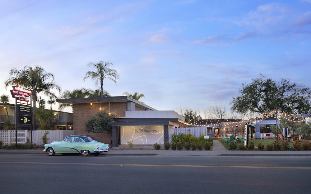 Dr. Wilkinson's Backyard Resort and Mineral Springs a Member of Design Hotels - featured photo