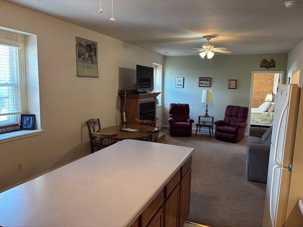 Hermann Crown Suites - photo 164