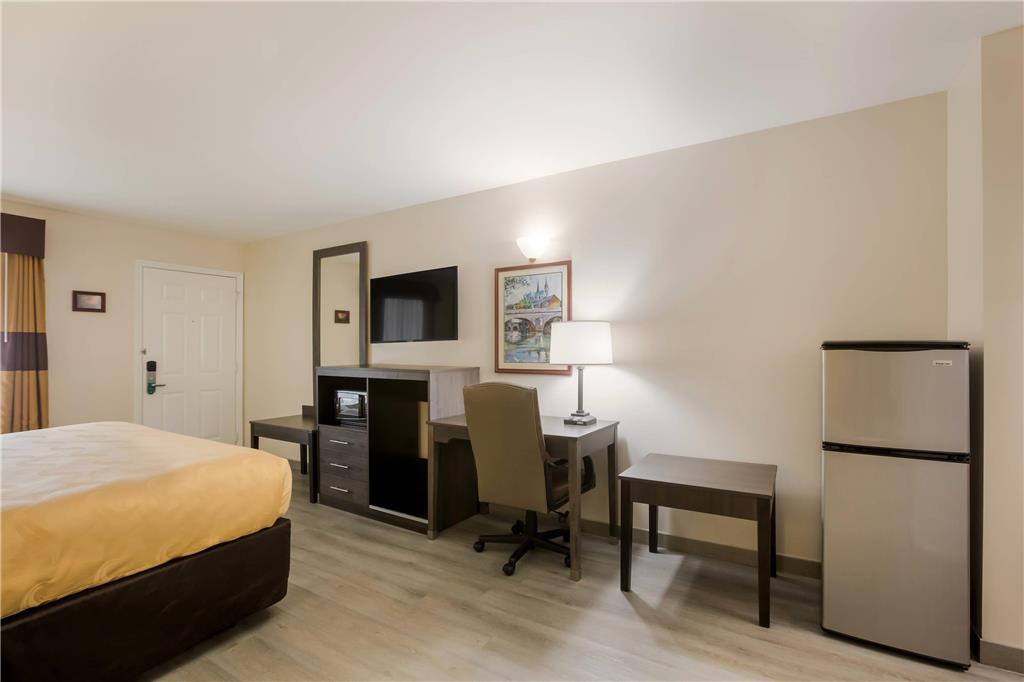Quality Inn & Suites Greensboro near Lake Oconee - photo 24