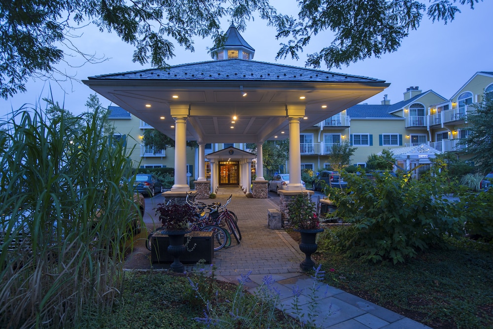 Saybrook Point Resort & Marina - photo 42
