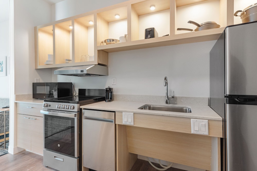 TownePlace Suites Pueblo Downtown - photo 3