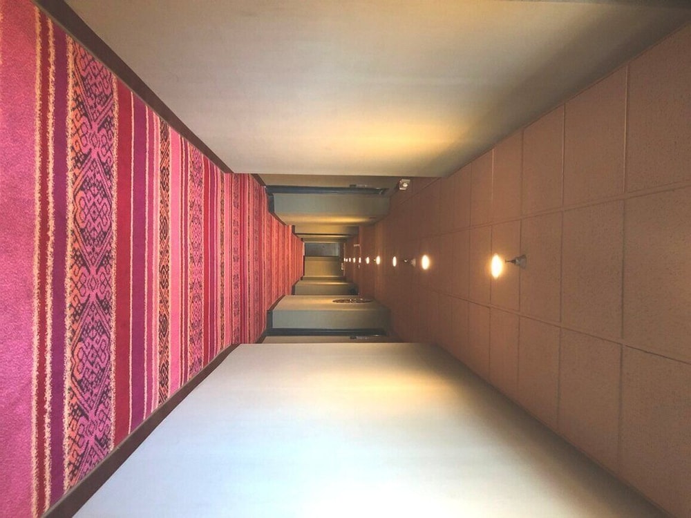 GreenTree Inn & Suites Alhambra - photo 82