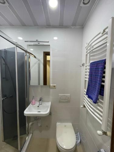Freedom Square Apartment