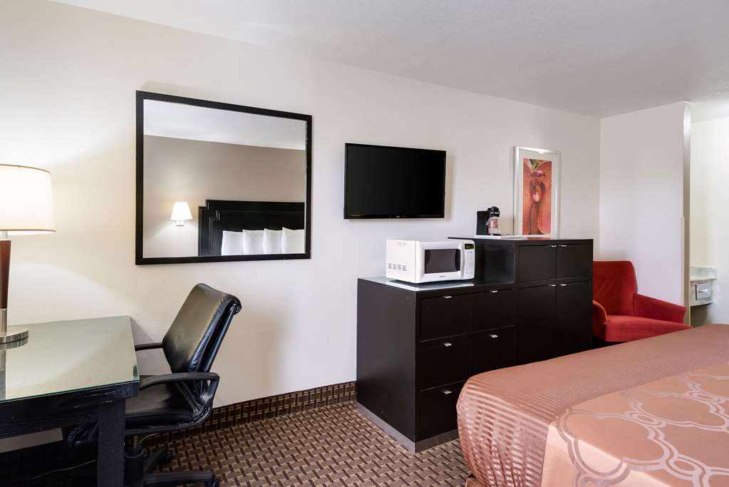 Econo Lodge Inn & Suites Williams Grand Canyon Area - photo 8