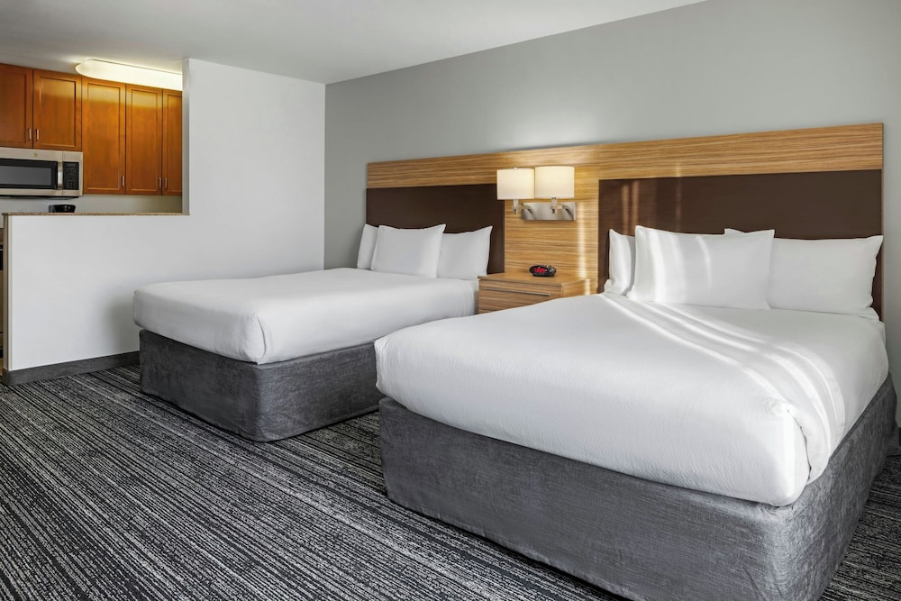 TownePlace Suites by Marriott Ontario Airport - photo 17