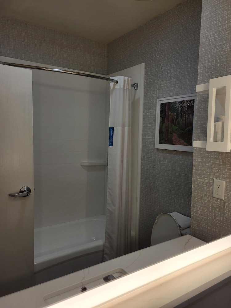 Hampton Inn Houston Deer Park Ship Area - photo 18