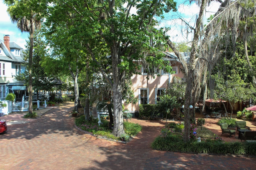 Sweetwater Branch Inn - photo 204