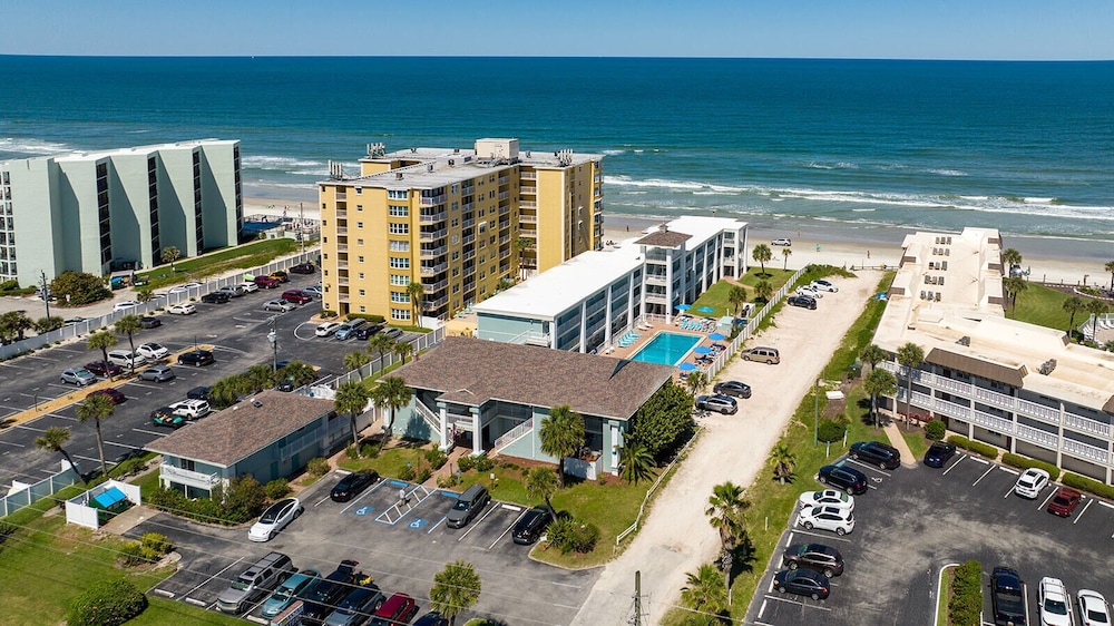 Coastal Waters Inn - photo 179