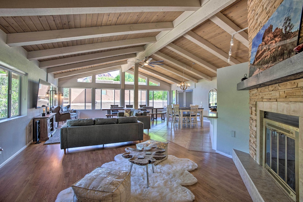 Swim Spa & Private Tavern: Sedona Hideaway - photo 3