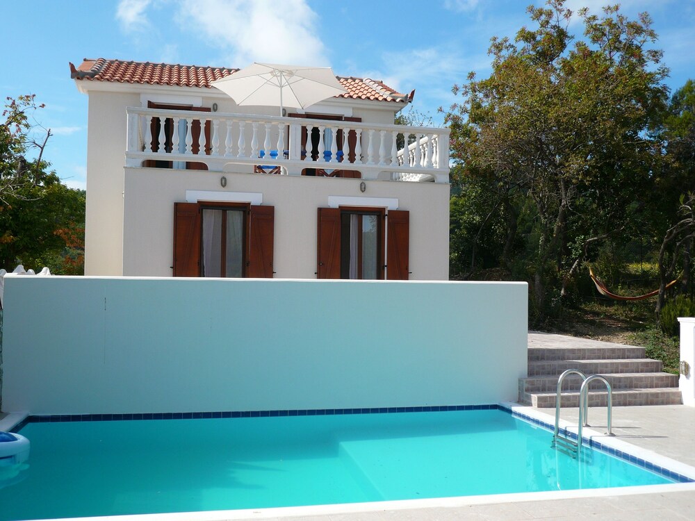 Skopelos Country Villas — 4-Star Luxury Hotel in Skopelos, Greece