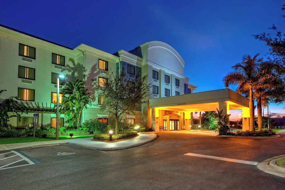 SpringHill Suites by Marriott Naples - photo 28