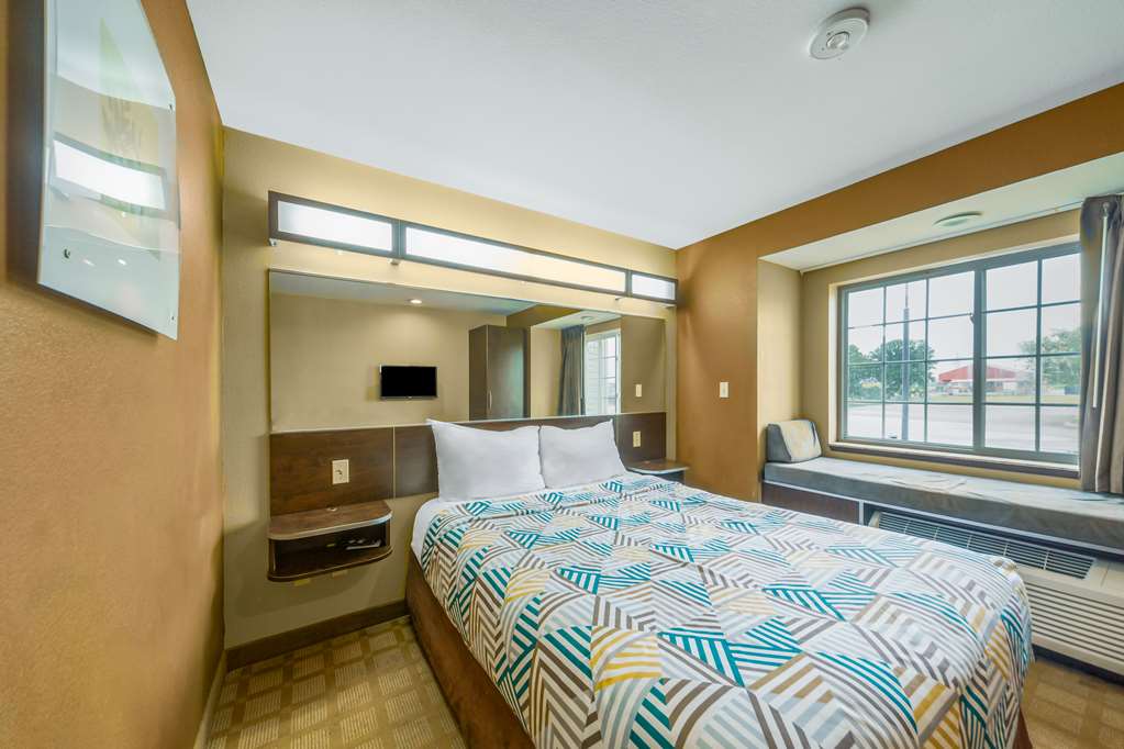 Microtel Inn and Suites by Wyndham Breaux Bridge - photo 25