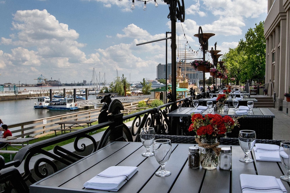 Hilton Philadelphia at Penn's Landing - photo 70