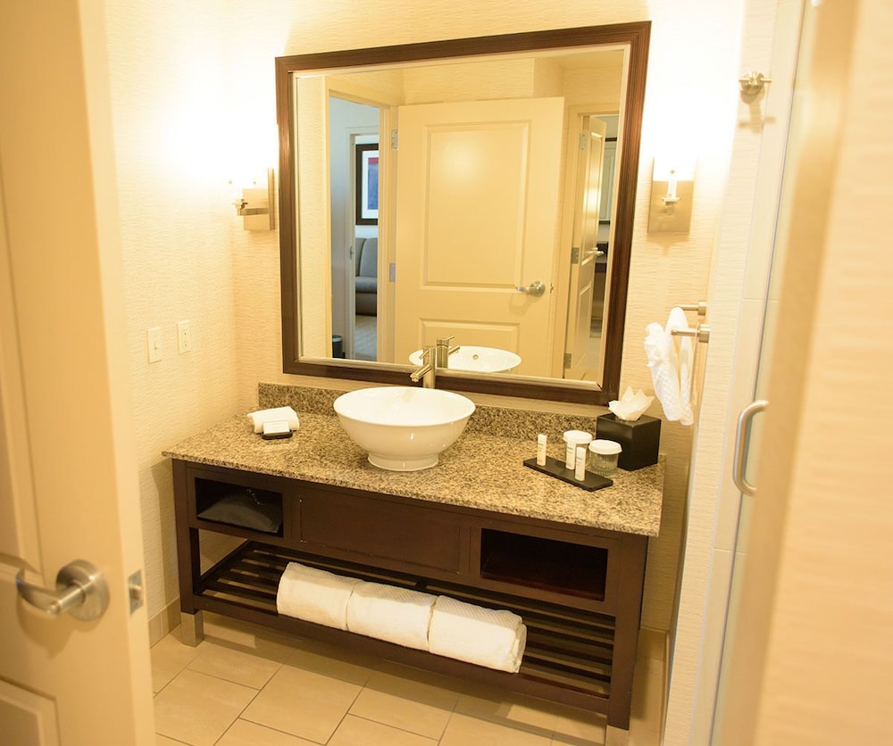 Embassy Suites Ontario Airport - photo 15