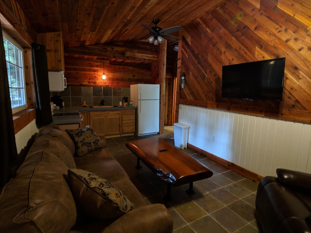 Emerald Forest Cabins - photo 72