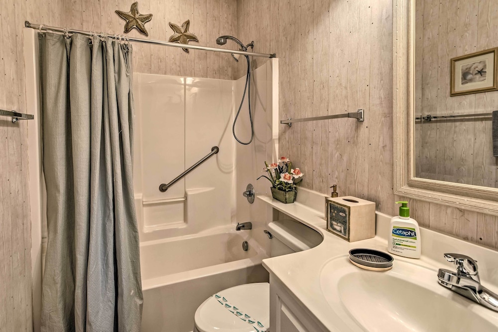 Resort Condo in Tupelo Bay 1 Mile to the Beach - photo 17