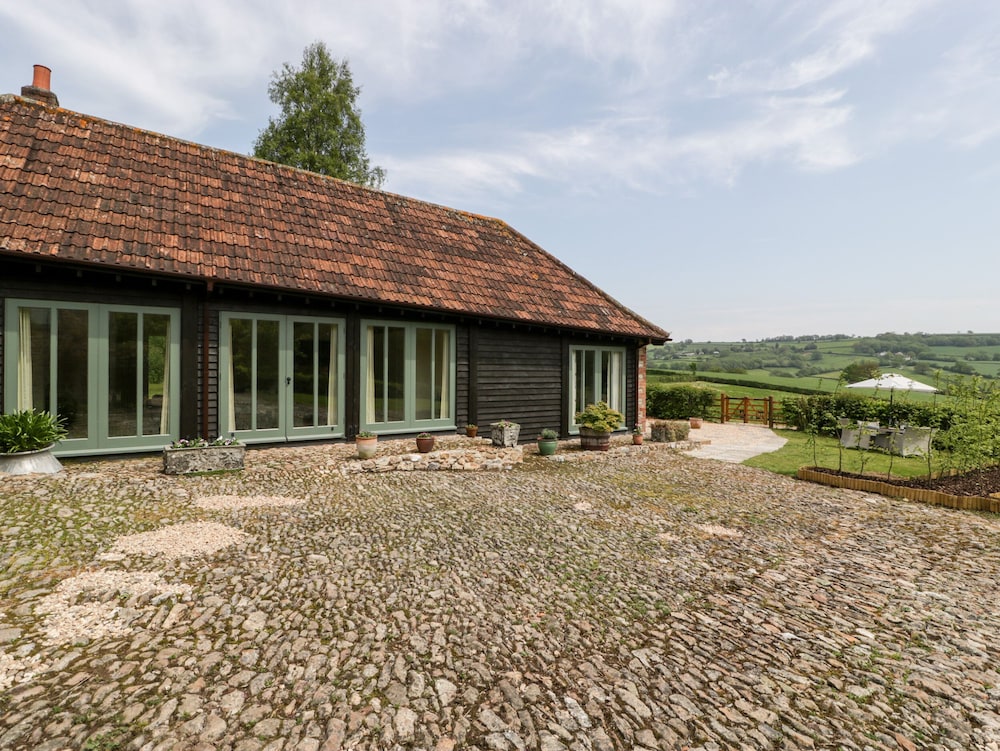 The Shippon - carbon neutral hotel in Honiton