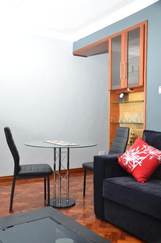 Meltonia Luxury Suites