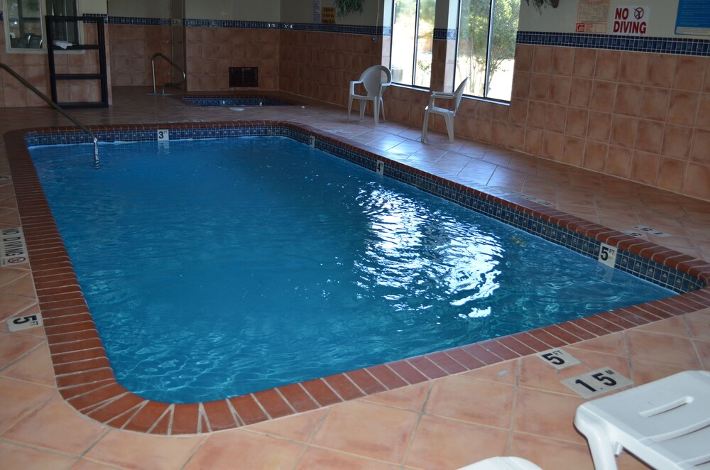 Quality Suites Abilene TX - photo 43