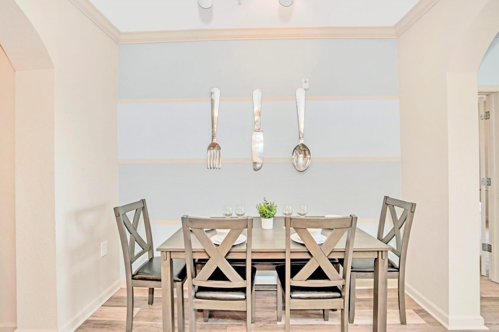 Relaxing 3BR Near Disney Pool - photo 5
